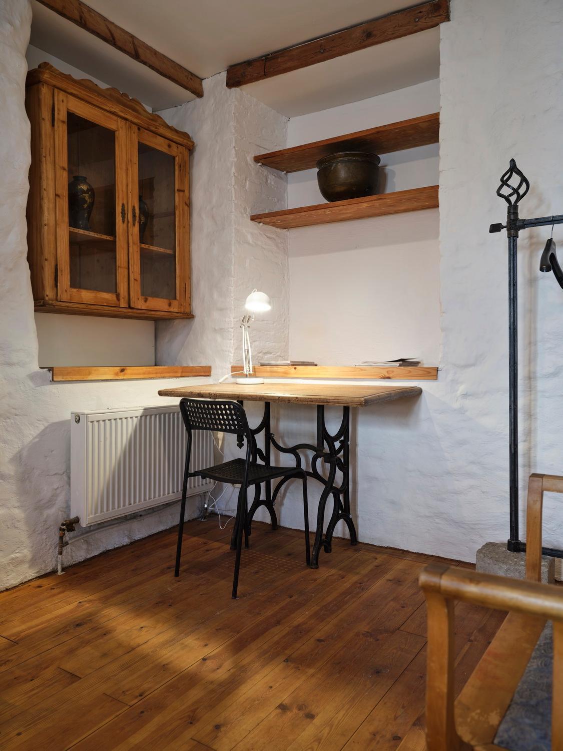 Historic Apartment With Private Garden In Old Town Tallin Zewnętrze zdjęcie